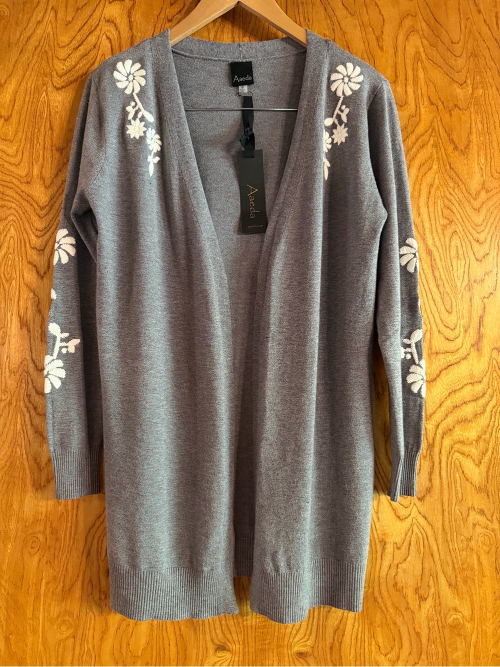 NWT Floral-Embroidered Women's Cardigan Sweater